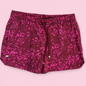 Fabletics Berry Pink Splatter Print Athletic Shorts | Size L